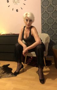 PHOTO-2025-10-07-19-01-42